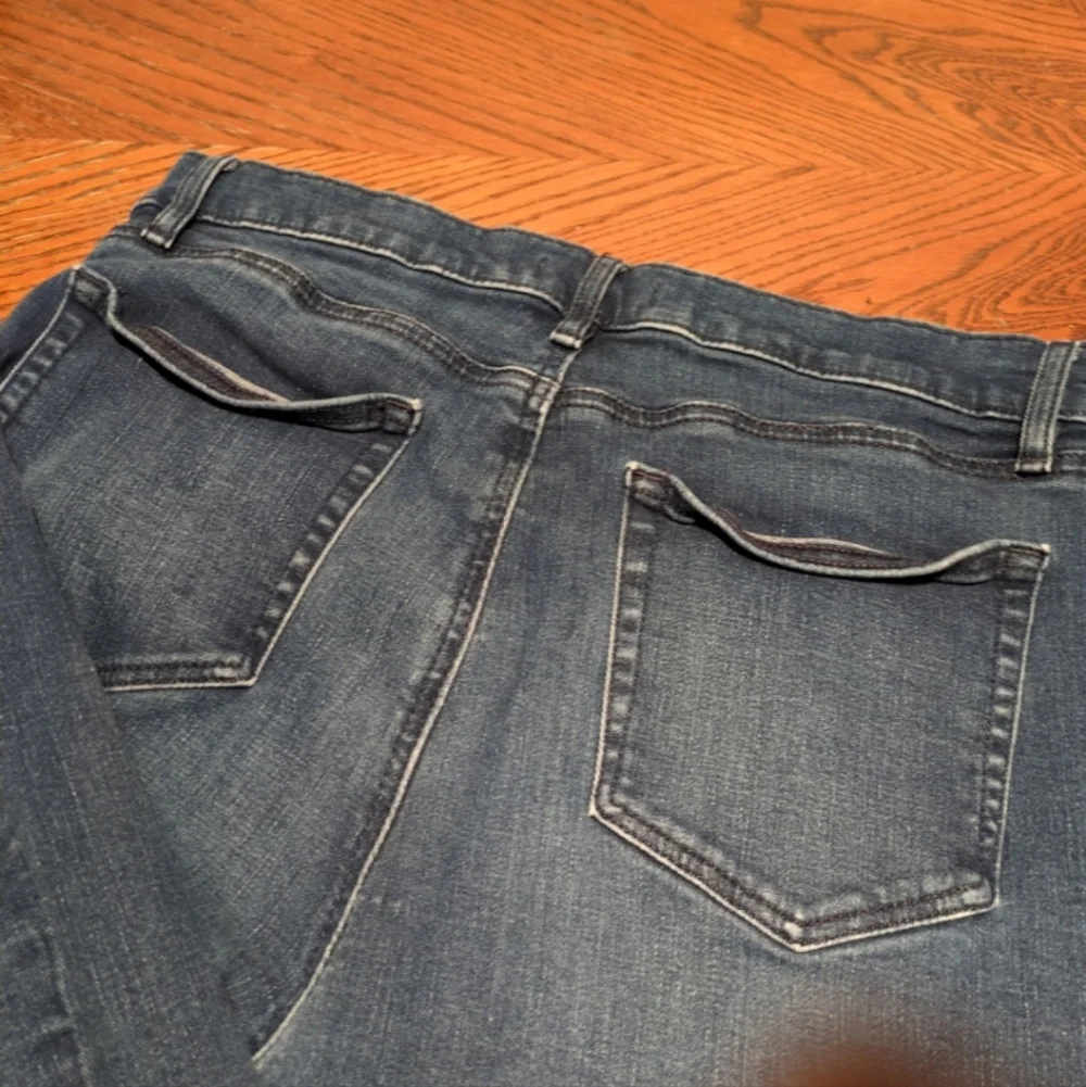 Loft Flare Jeans - Picture 3 of 6